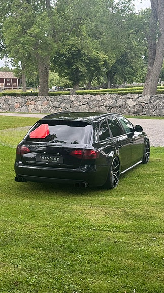 Audi A4 3 of 10