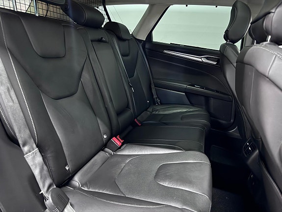 Ford Mondeo 12 of 30