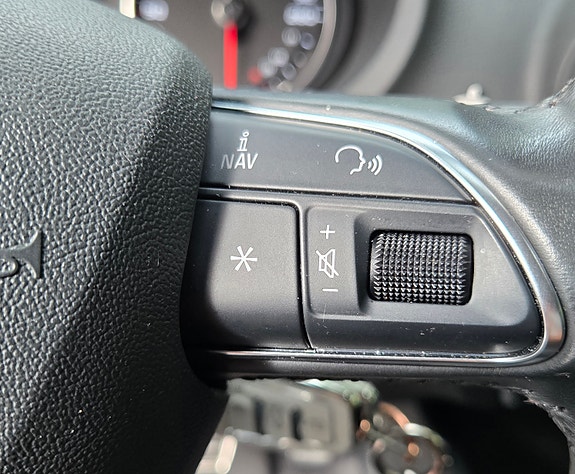 Audi A3 8 of 16