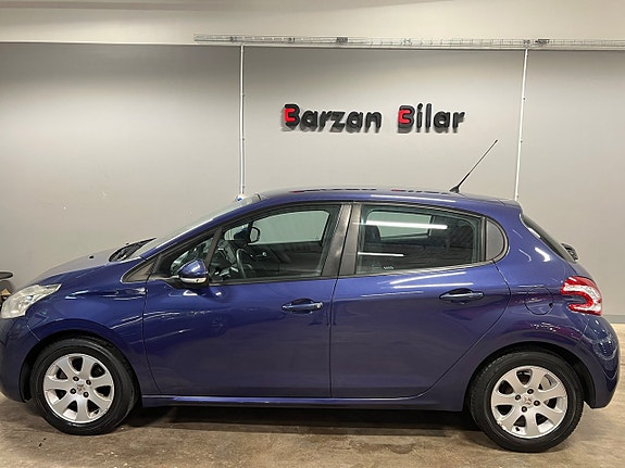 Peugeot 208 19 of 24