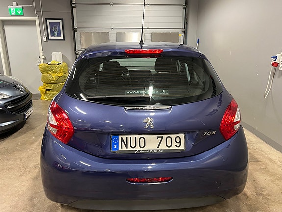Peugeot 208 9 of 24