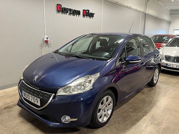 Peugeot 208 5 of 24