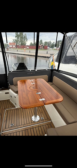 Uttern D70 Premium Edition 2019 | Verado F225 | Victron | 80-Trailer 5 of 14