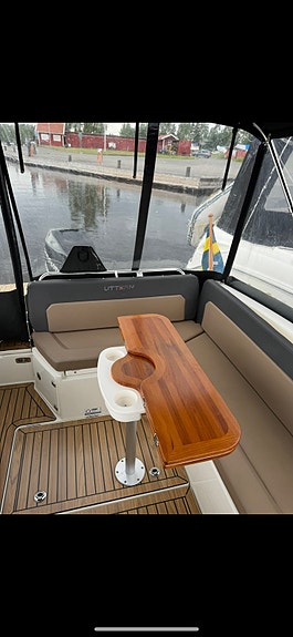 Uttern D70 Premium Edition 2019 | Verado F225 | Victron | 80-Trailer 4 of 14