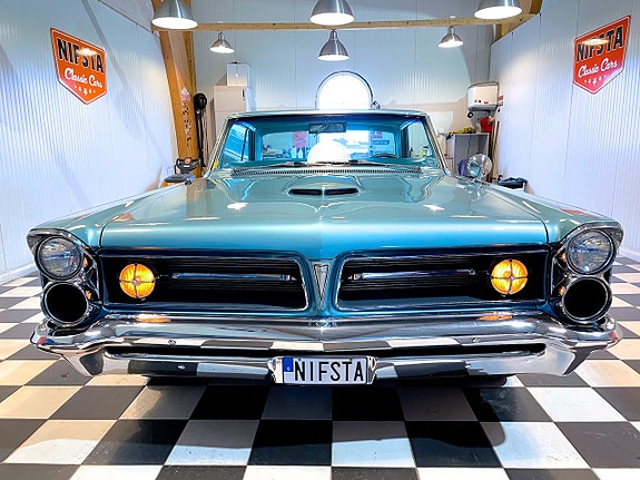 Pontiac Grand Prix 6 of 30