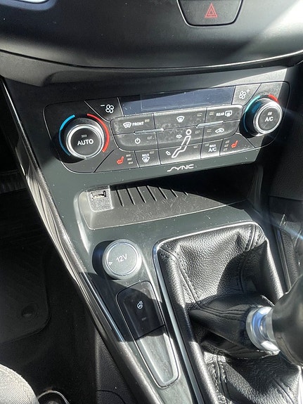 Ford Focus 12 of 16