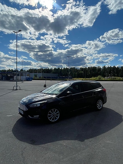 Ford Focus 4 of 16