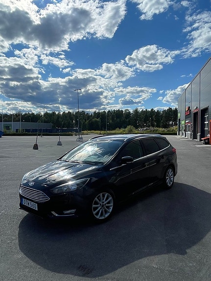 Ford Focus 7 of 16