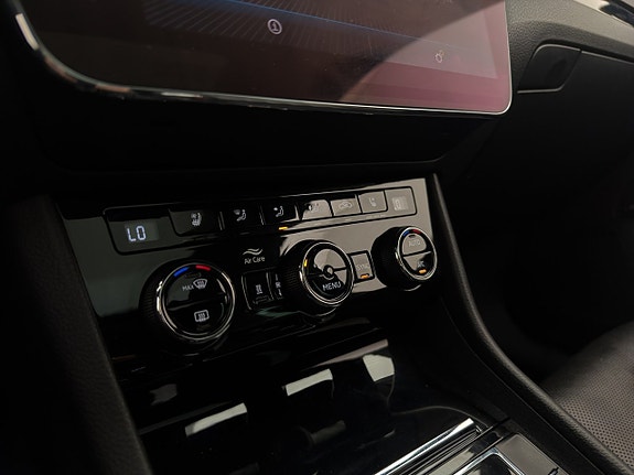 Skoda Superb 26 of 30