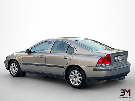 Volvo S60 4 of 16
