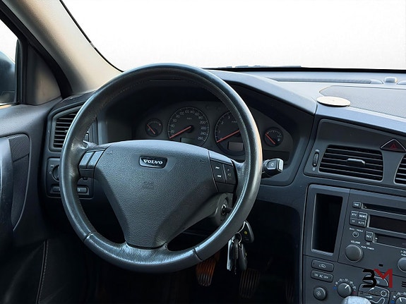Volvo S60 14 of 16