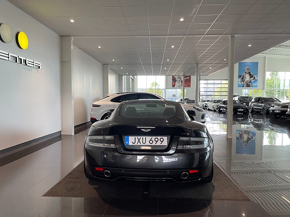 Aston Martin DB9 9 of 19