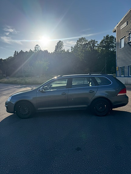 Volkswagen Golf V 4 of 12
