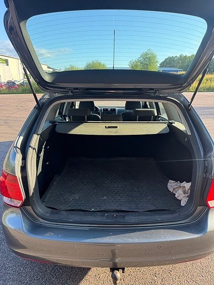 Volkswagen Golf V 11 of 12