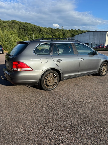Volkswagen Golf V 7 of 12