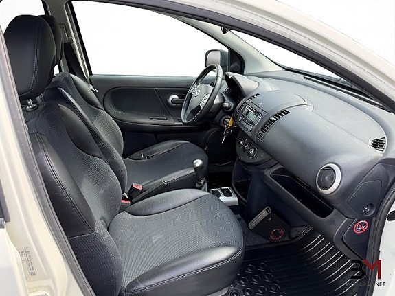 Nissan Note 10 of 16