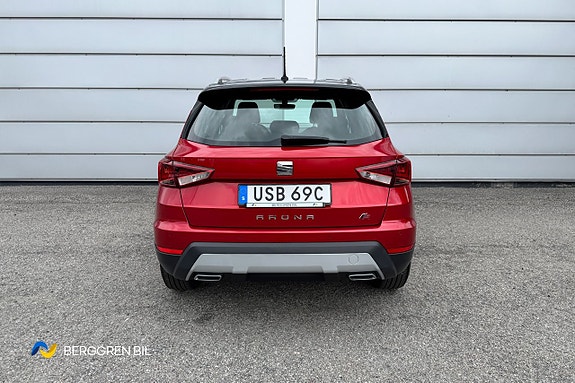 Seat Arona 8 of 30