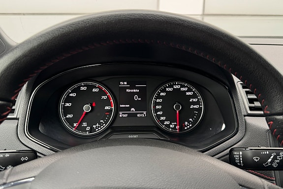 Seat Arona 13 of 30