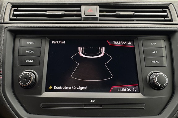 Seat Arona 20 of 30