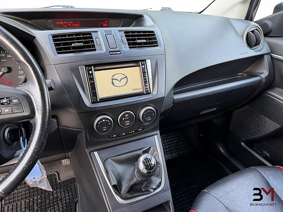 Mazda 5 17 of 20