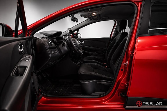Renault Clio 9 of 24