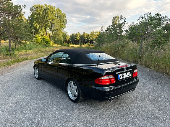 Mercedes-Benz CLK430 10 of 11