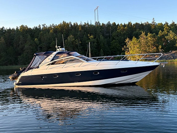 Princess V42 Sunbed 2X VP KAD 300 -03 fullutrustad!