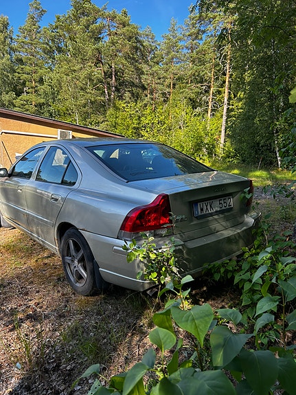 Volvo S60 3 of 3