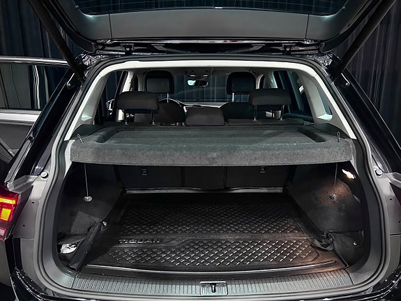 Volkswagen Tiguan 21 of 30