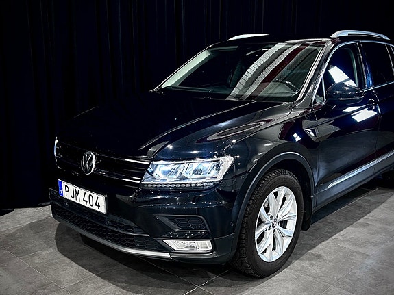 Volkswagen Tiguan 7 of 30