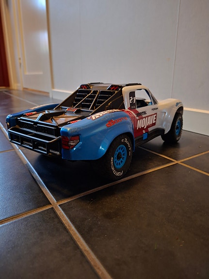 Product image 2 of 7