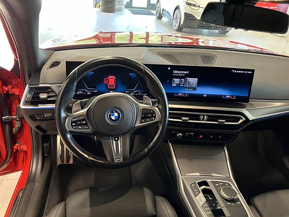BMW 330e 2 of 15