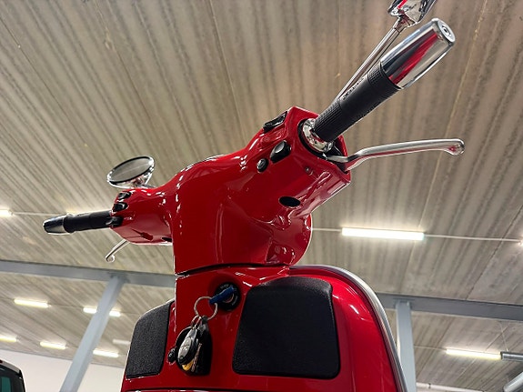Vespa gts-300-e4 Piaggio Vespa GTS 300 Väska, Hållare, LÅG MIL, Topcase 6 of 16
