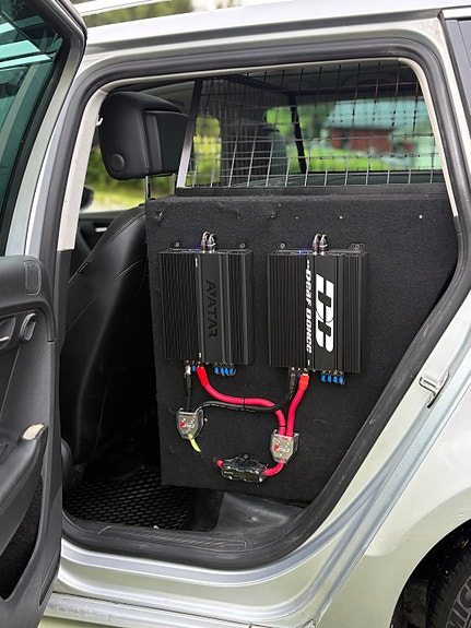 Volkswagen Passat 6 of 14