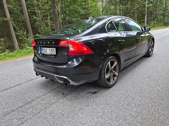 Volvo S60 6 of 27
