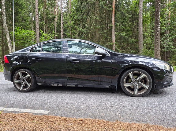 Volvo S60 7 of 27