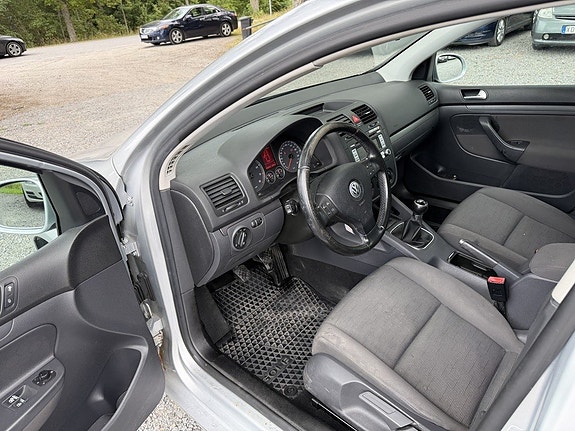 Volkswagen Golf V 11 of 23