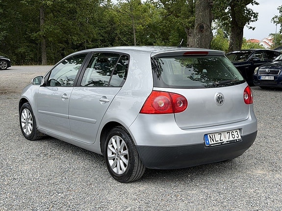 Volkswagen Golf V 4 of 23