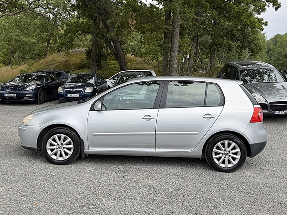 Volkswagen Golf V 8 of 23