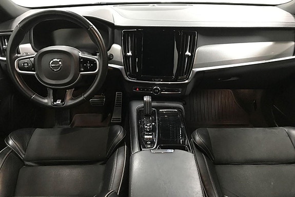 Volvo V90 12 of 30