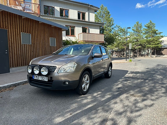 Nissan Qashqai 3 of 5