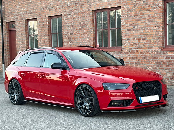 Audi A4 2 of 12