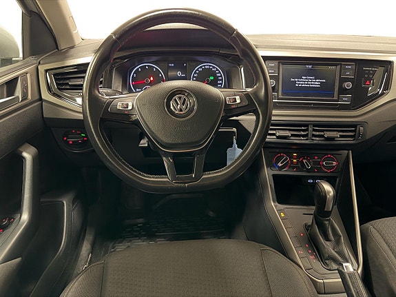 Volkswagen Polo 10 of 25
