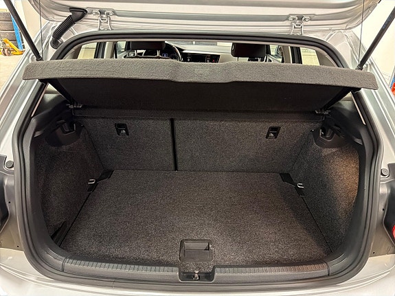 Volkswagen Polo 24 of 25