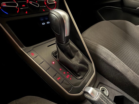 Volkswagen Polo 15 of 25