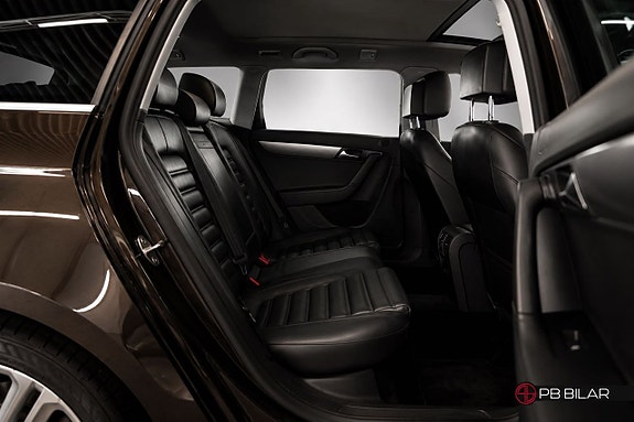 Volkswagen Passat 17 of 27
