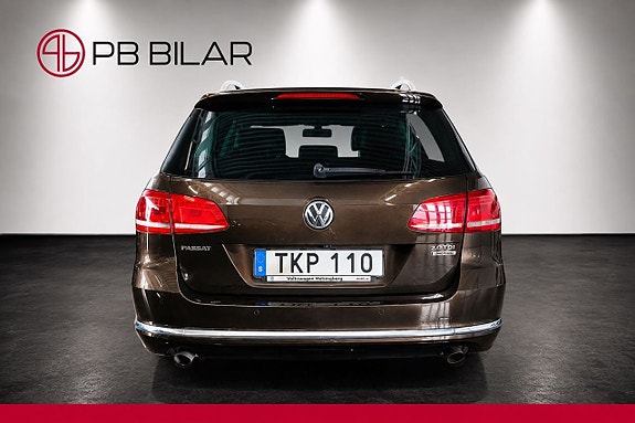Volkswagen Passat 5 of 27