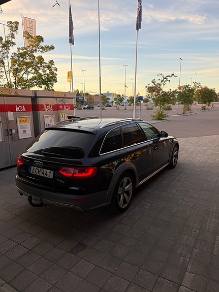 Audi A4 allroad 3 of 7