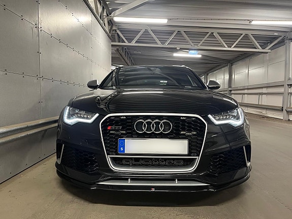 Audi RS6 2 of 28