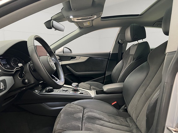 Audi A5 14 of 30
